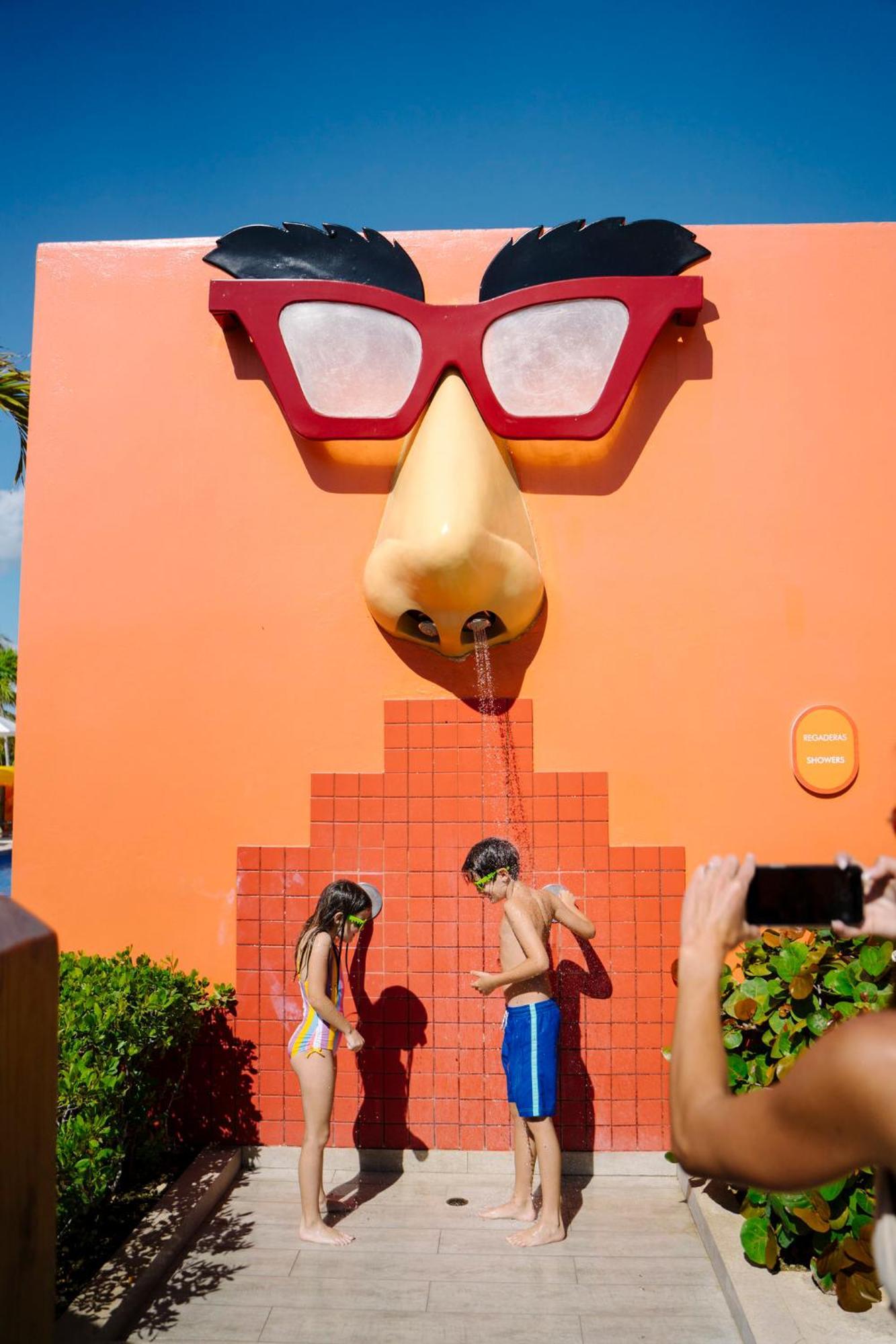 Nickelodeon Hotels & Resorts Punta Cana Exterior foto The nose fountain